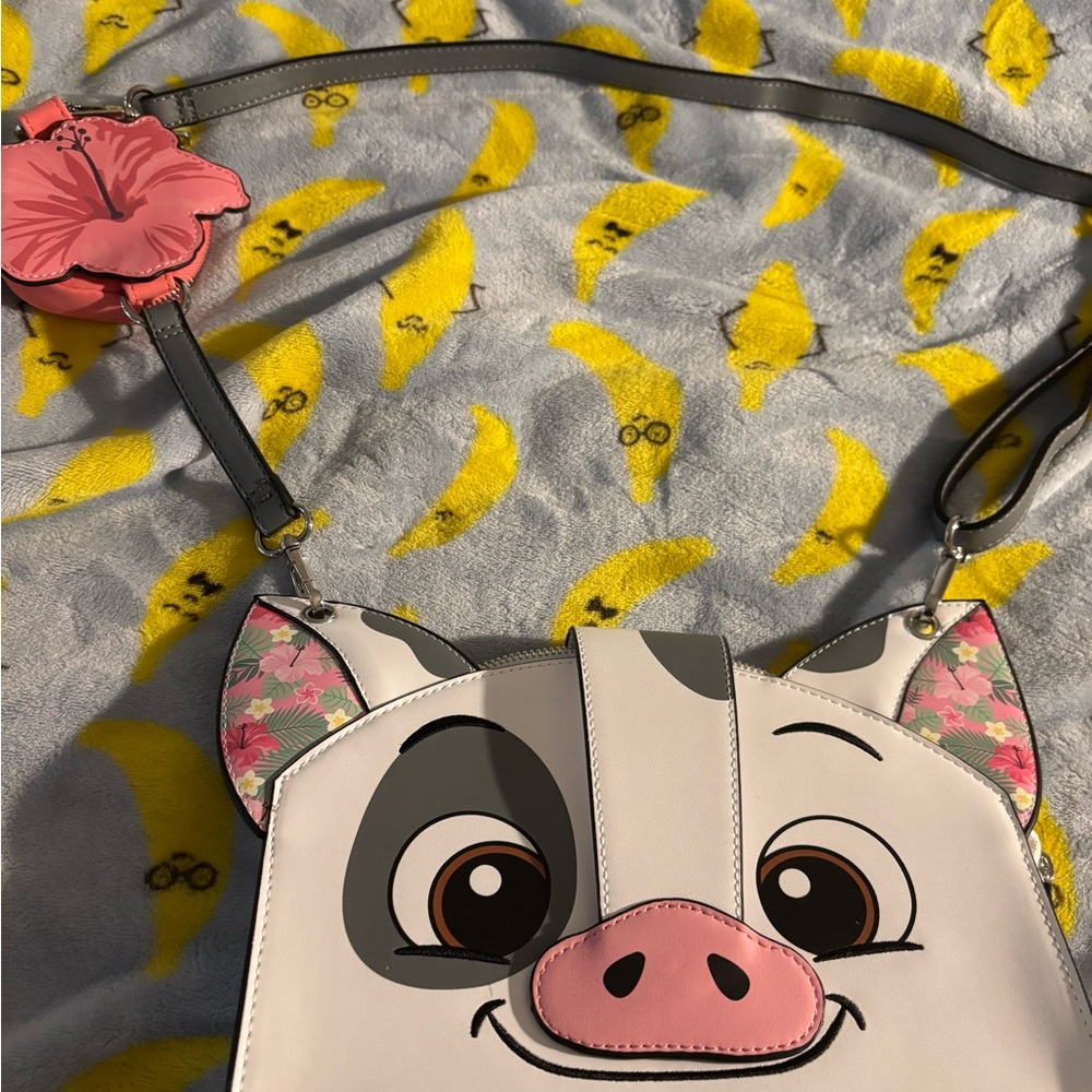 Loungefly pua bag